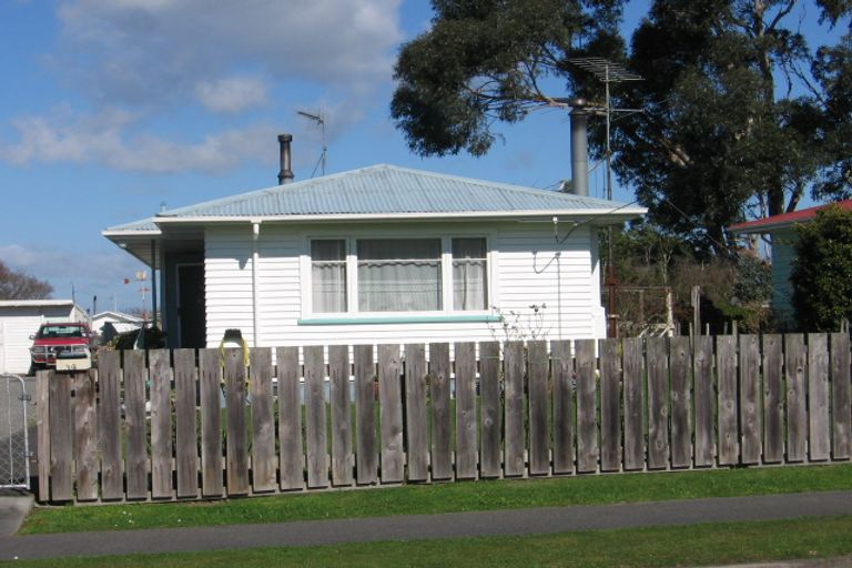Photo of property in 34 Harrison Street West, Featherston, 5710