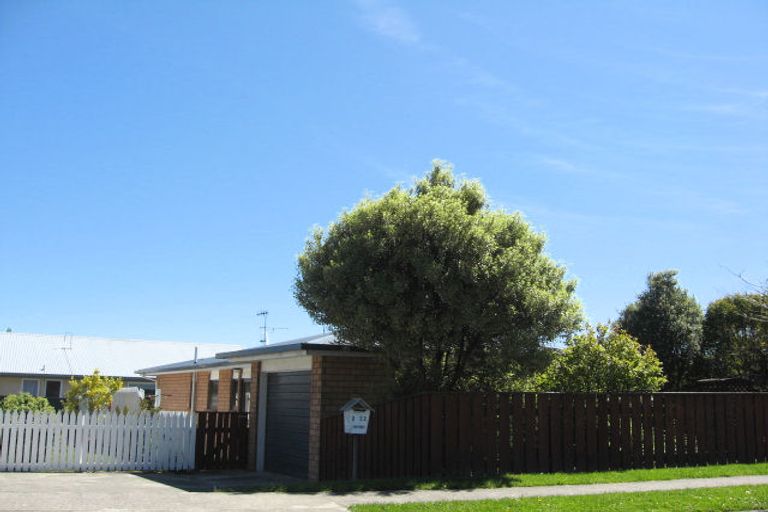 Photo of property in 2/32 Nikau Street, Stoke, Nelson, 7011