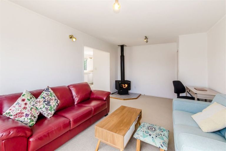 Photo of property in 14 Arnold Grove, Paraparaumu Beach, Paraparaumu, 5032