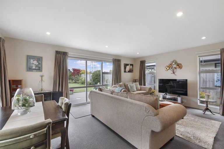 Photo of property in 26 Helmore Street, Rangiora, 7400