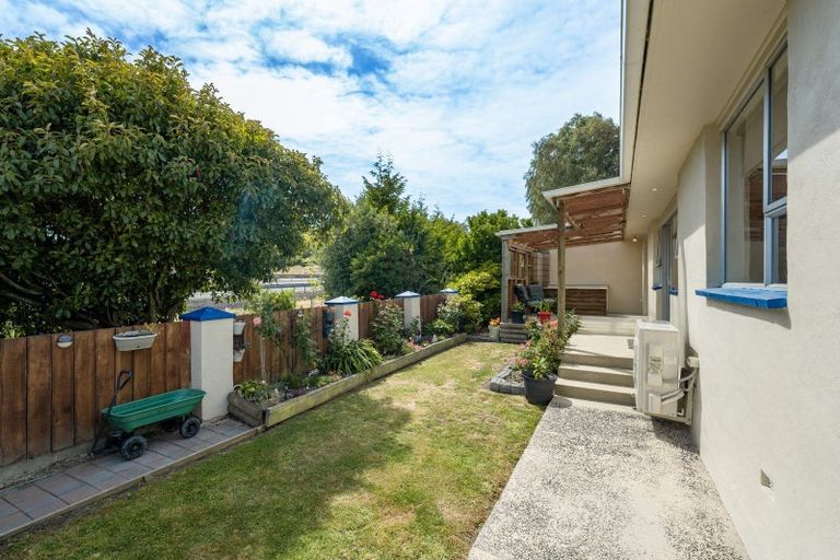 Photo of property in 37a Kinmont Crescent, Kinmont Park, Mosgiel, 9024