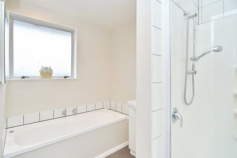 Photo of property in 19c Royal Park Drive, Parklands, Christchurch, 8083