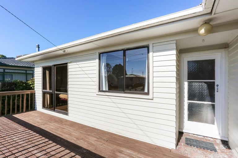 Photo of property in 5 Evans Place, Papakura, 2110