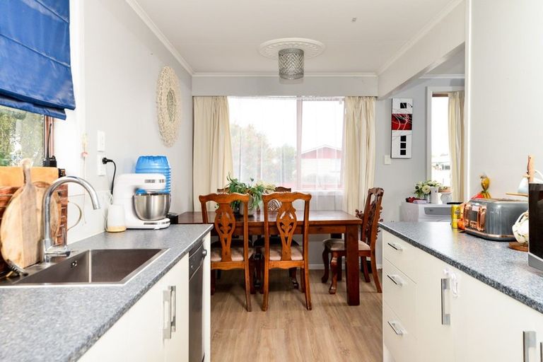 Photo of property in 10 Susan Place, Deanwell, Hamilton, 3206