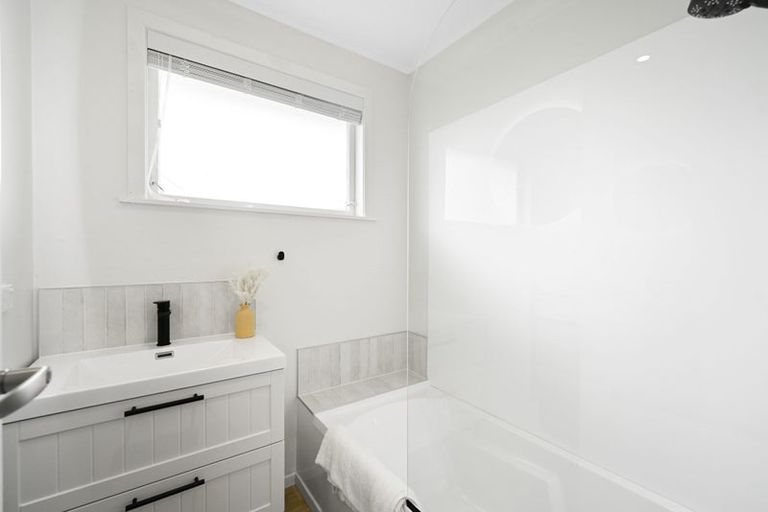 Photo of property in 66 Lewis Street, Glenview, Hamilton, 3206