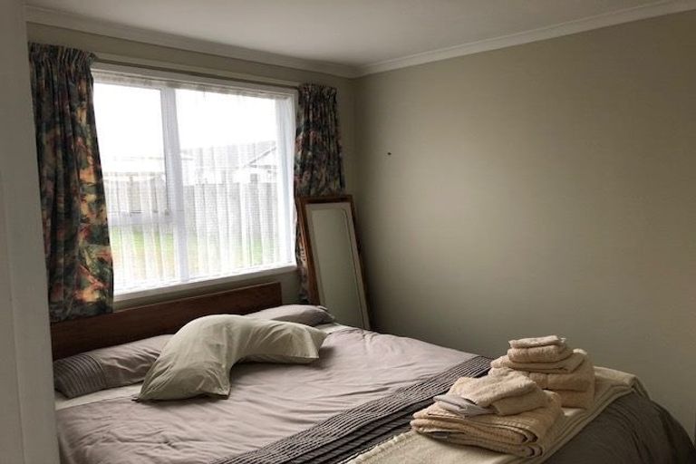 Photo of property in 63 Russell Street, Westport, 7825