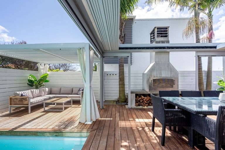 Photo of property in 249a Dickson Road, Papamoa Beach, Papamoa, 3118