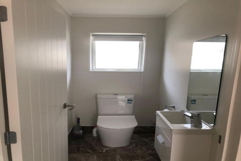 Photo of property in 13 Takahe Avenue, Takanini, 2112