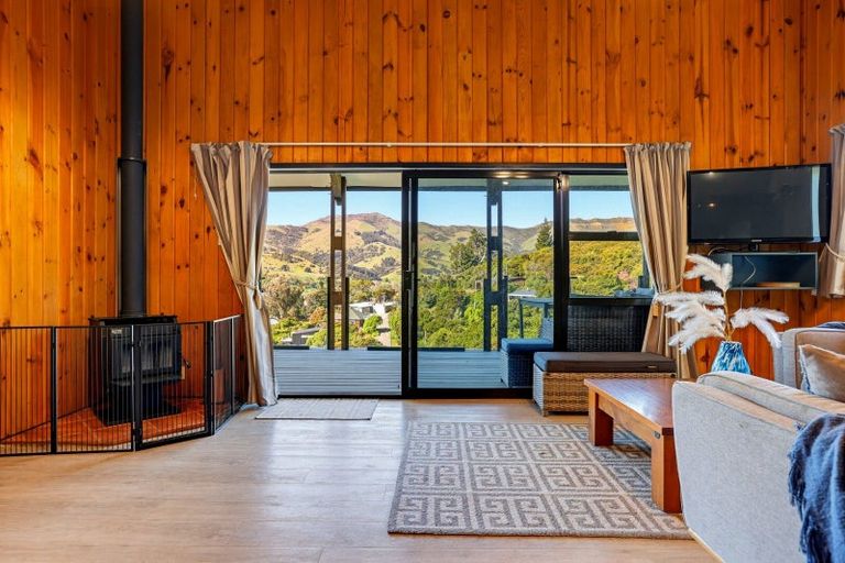Photo of property in 5b Kingfisher Road, Takamatua, 7581