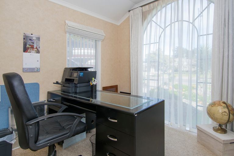 Photo of property in 77 Palm Beach Boulevard, Papamoa Beach, Papamoa, 3118