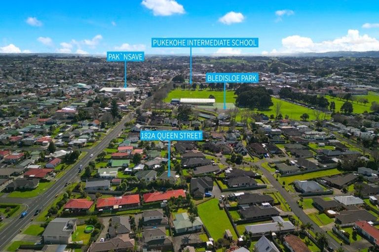 Photo of property in 182a Queen Street, Pukekohe, 2120