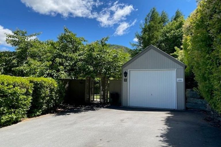 Photo of property in Millbrook Resort, Mckillop Lane, Arrowtown, 9371