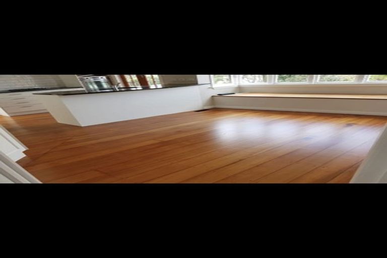 Photo of property in 36 Charlotte Avenue, Brooklyn, Wellington, 6021