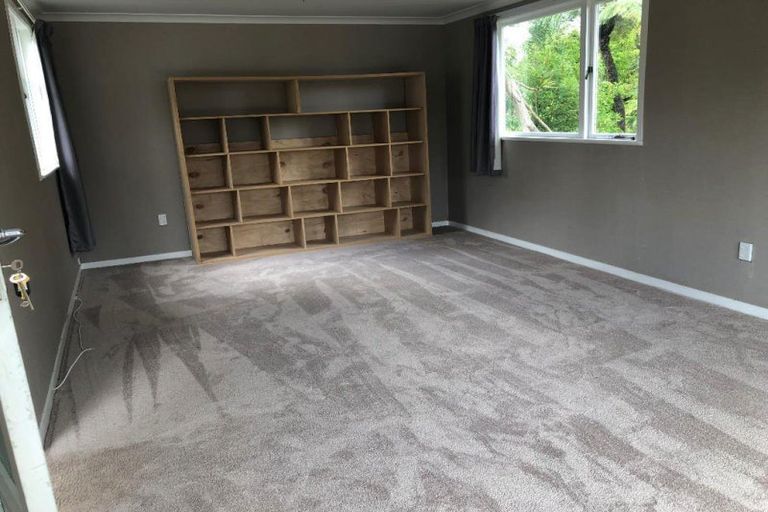 Photo of property in 11 Moncrieff Avenue, Fairfield, Hamilton, 3214