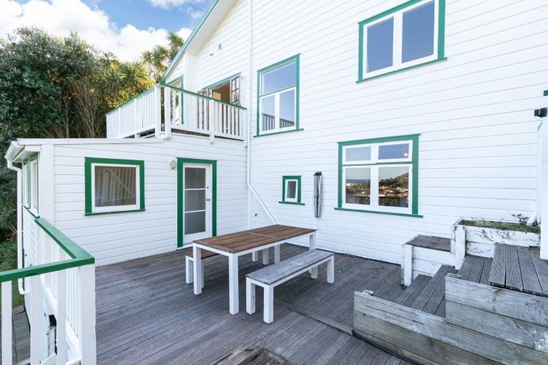 Photo of property in 196 Townsend Road, Miramar, Wellington, 6022