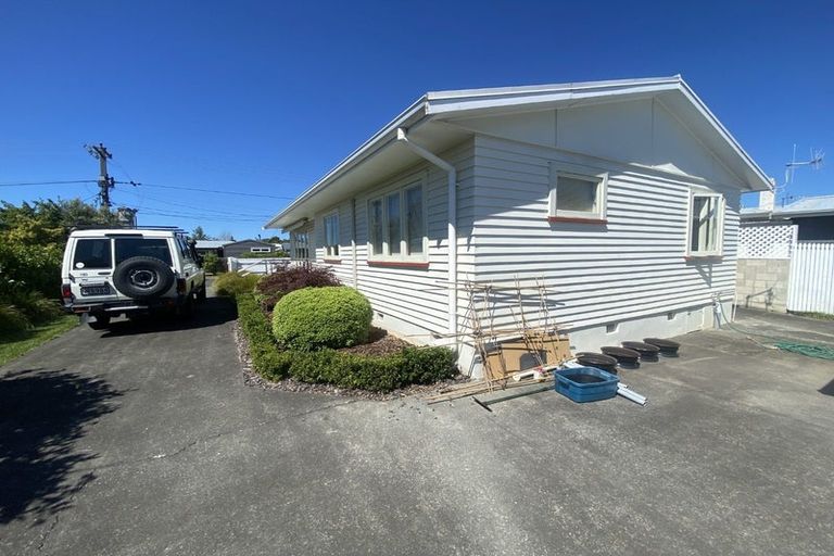 Photo of property in 12 Palmerston Road, Havelock North, 4130
