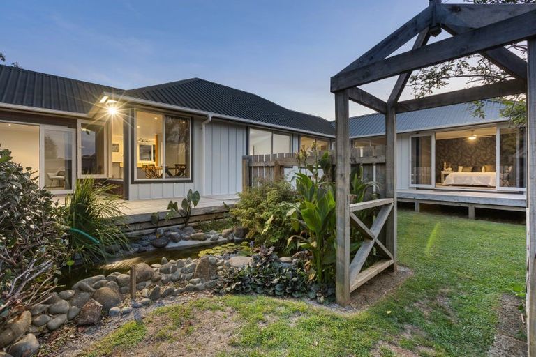 Photo of property in 53a Lismore Street, Merrilands, New Plymouth, 4312