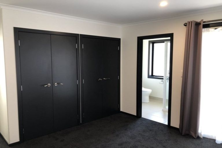 Photo of property in 19 Ribbonwood Close, Te Kauwhata, 3710