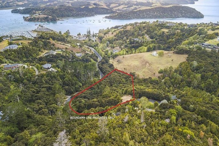 Photo of property in 40 Brick Bay Drive, Sandspit, Warkworth, 0982