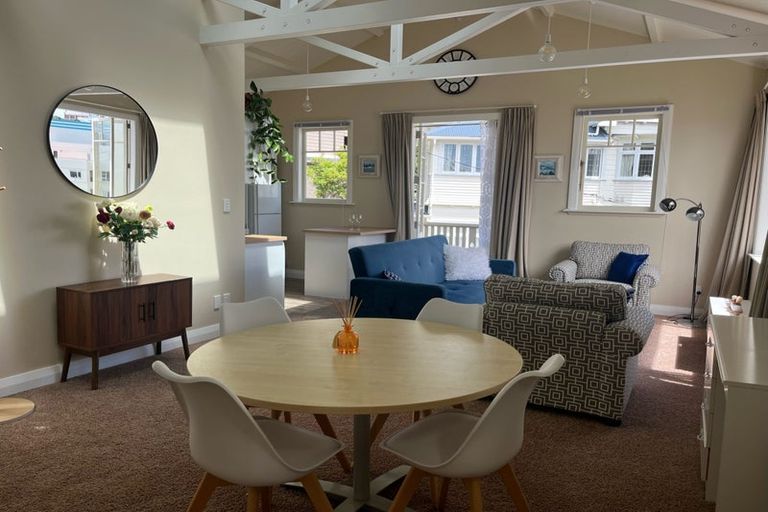 Photo of property in 13 Grass Street, Oriental Bay, Wellington, 6011