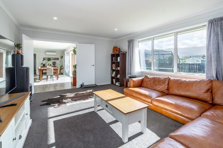 Photo of property in 4 Mckerrow Place, Featherston, 5710