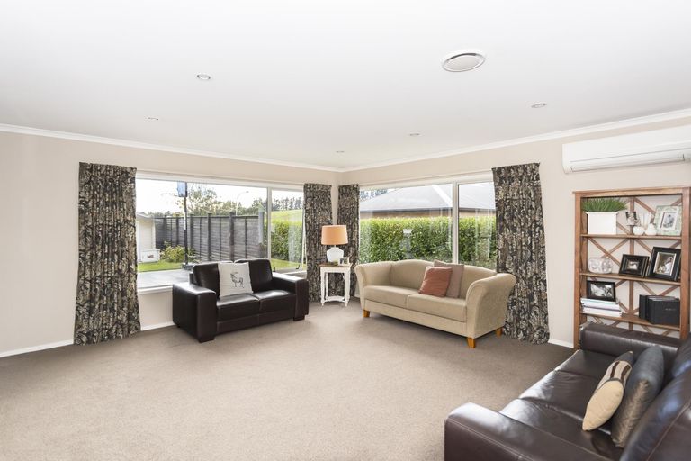 Photo of property in 13 Blue Stone Drive, Waiareka Junction, Oamaru, 9401