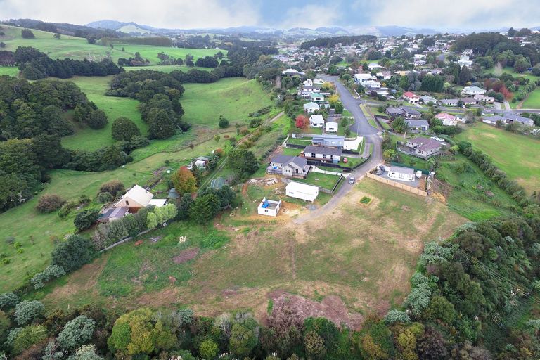 Photo of property in 86 Alcoba Street, Te Kamo, Whangarei, 0112