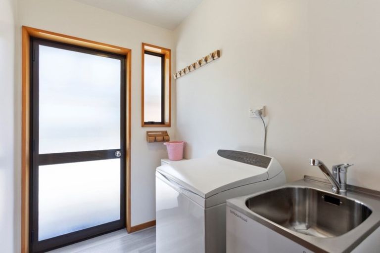 Photo of property in 1/14 Arkwright Place, Halswell, Christchurch, 8025