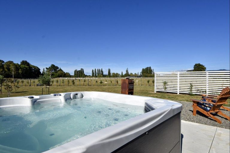 Photo of property in 66a Thomas Road, Carrington, Carterton, 5791