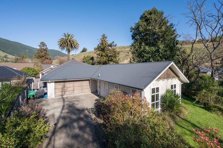 Photo of property in 2 Woodford Lane, Stoke, Nelson, 7011