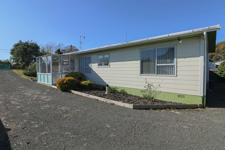 Photo of property in 30 Avenue Road, Foxton, 4814