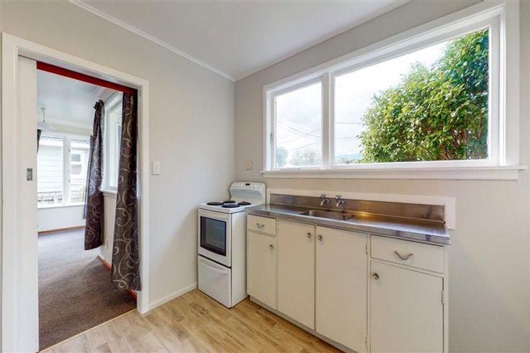 Photo of property in 9 Green Street, Epuni, Lower Hutt, 5011