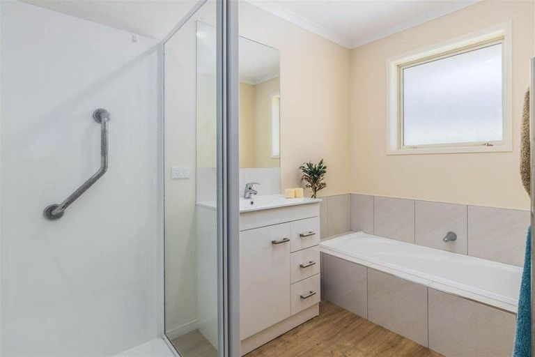 Photo of property in 145a Charles Street, Blenheim, 7201