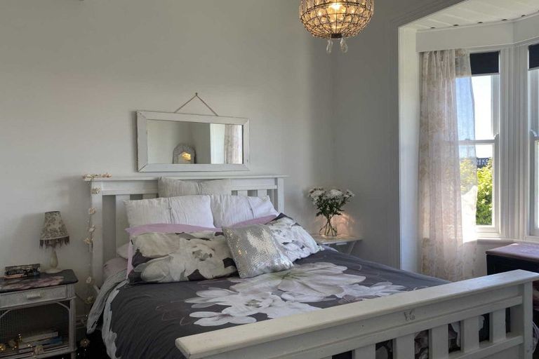 Photo of property in 32 Belt Road, Moturoa, New Plymouth, 4310