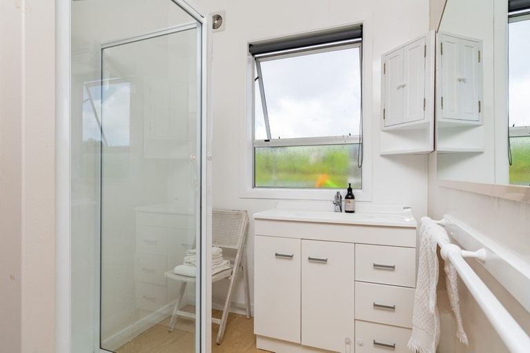 Photo of property in 1877 State Highway 12, Paparoa, 0571