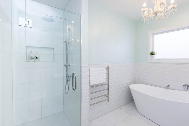 Photo of property in 9 Don Griffin Grove, Trentham, Upper Hutt, 5018