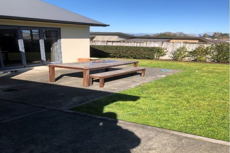 Photo of property in 43 Somerton Drive, Huntington, Hamilton, 3210