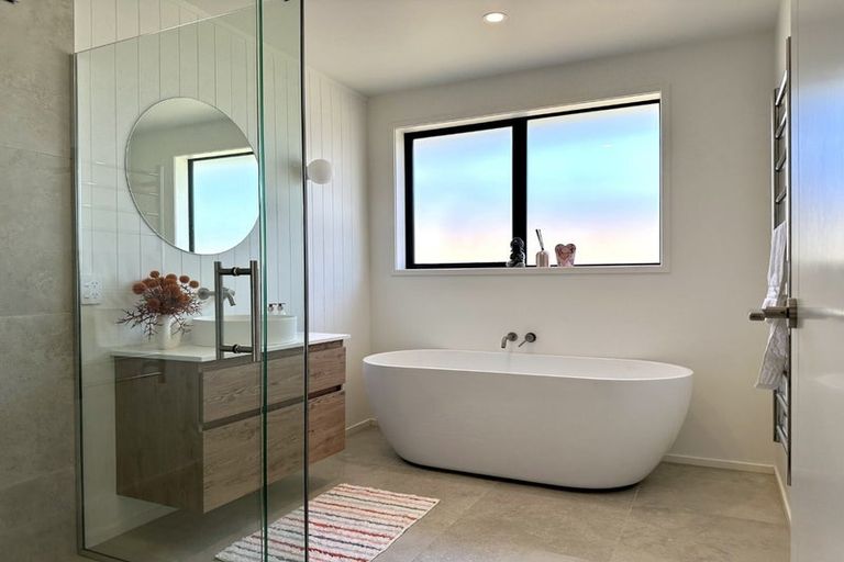 Photo of property in 83 Harriet Johnston Drive, Pokeno, 2402