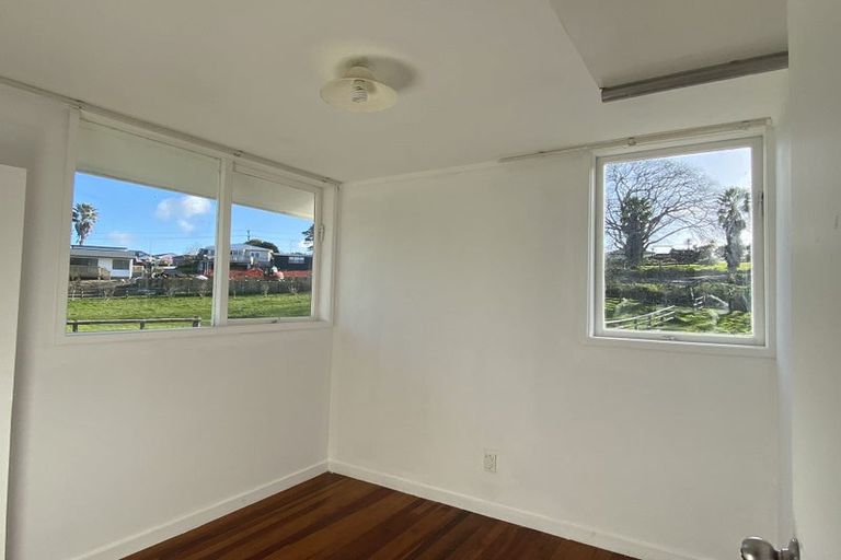 Photo of property in 98a Matua Road, Huapai, Kumeu, 0810