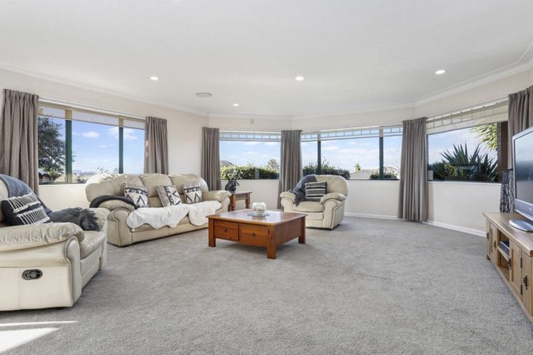 Photo of property in 23 Rathmar Drive, Manurewa, Auckland, 2105