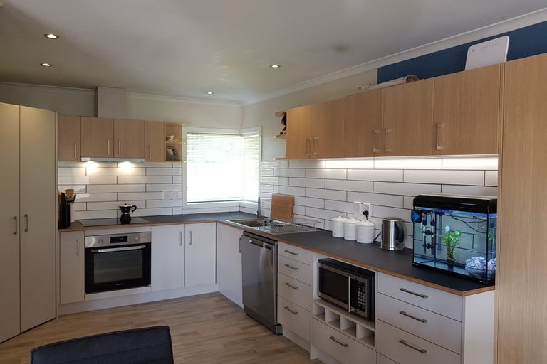 Photo of property in 10/64 Kawaha Point Road, Kawaha Point, Rotorua, 3010