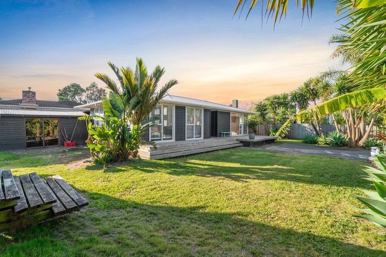 Photo of property in 2 Bernard Street, Papatoetoe, Auckland, 2025