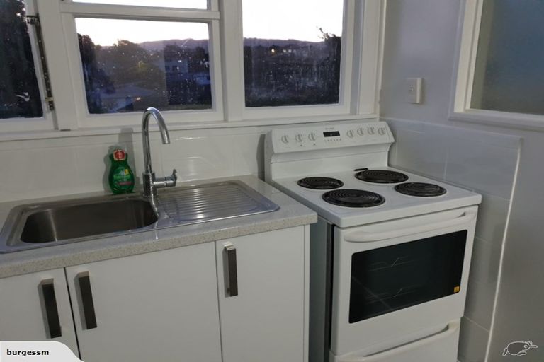 Photo of property in 78-80 Hereford Street, Cannons Creek, Porirua, 5024