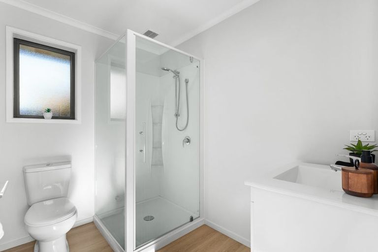 Photo of property in 15 Wilmers Road, Hornby, Christchurch, 8025