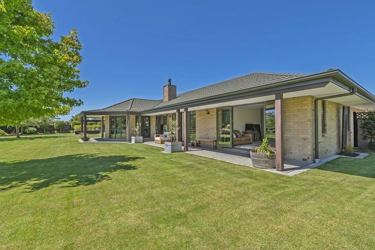 Photo of property in 94 Rossington Drive, West Melton, 7618