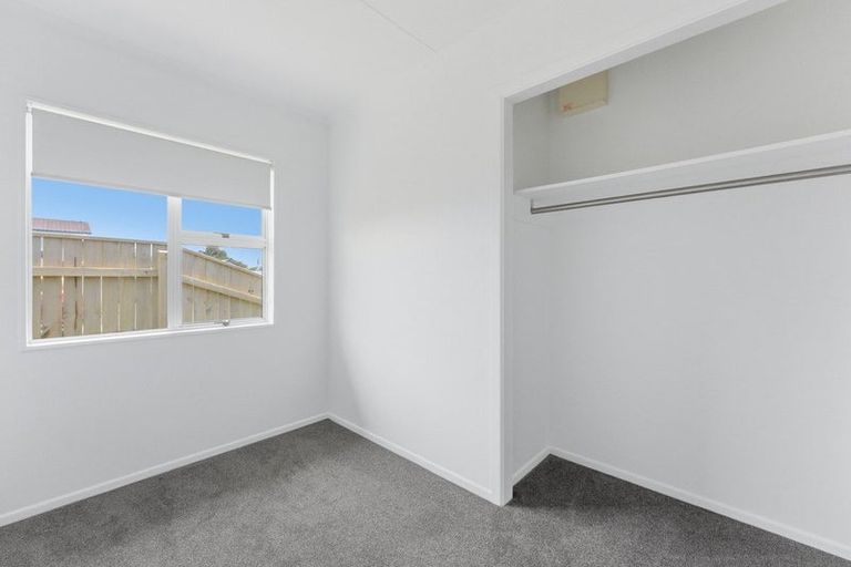 Photo of property in 209 Seaview Road, Marfell, New Plymouth, 4310