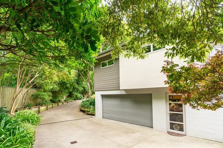 Photo of property in 54 Kohekohe Road, Waikanae, 5036