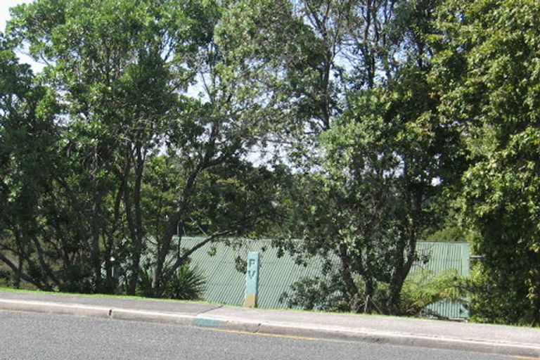 Photo of property in 18 Rangatira Road, Birkenhead, Auckland, 0626