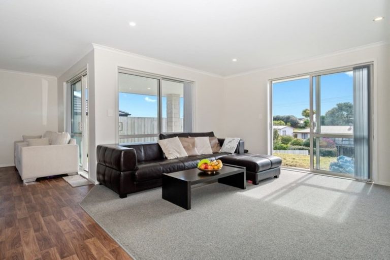 Photo of property in 27 Elena Place, Welcome Bay, Tauranga, 3112