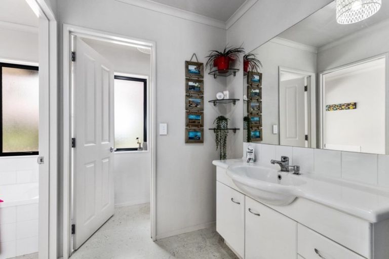 Photo of property in 8 Platinum Place, Tamahere, Hamilton, 3283